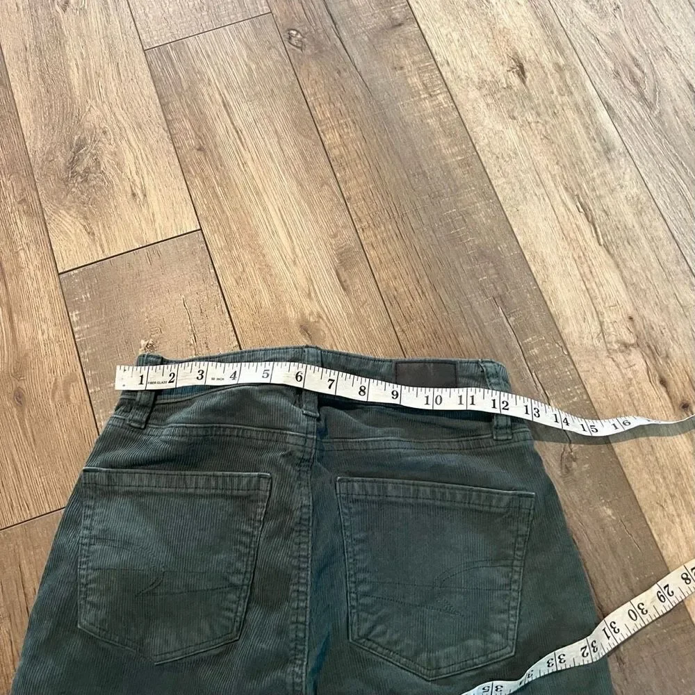 American eagle corduroy, Mom Jean high-rise size 00